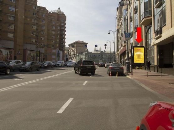 Фото рекламної площини за адресою Бассейная, 6, ТЦ "Арена сити" и "Мандарин плаза", в сторону ул. Б. Васильковская