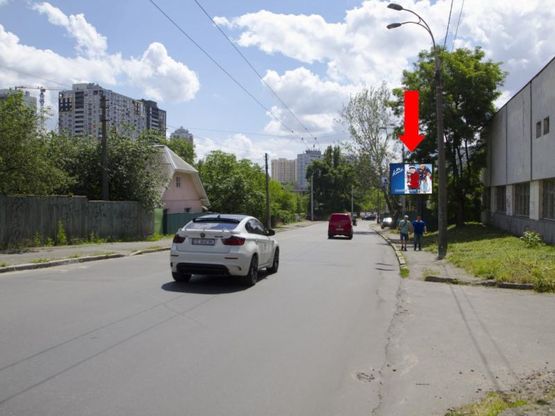 Фото рекламної площини за адресою Индустриальный пер., 2, в сторону ул. Гетьмана, ст. м. "Шулявская"