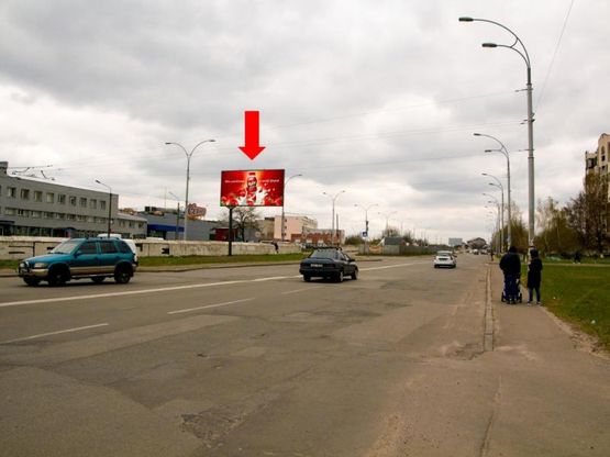 Фото рекламной плоскости по адресу Королева пр., 11, возле супермаркета "Сильпо", в сторону ул. Симиренко