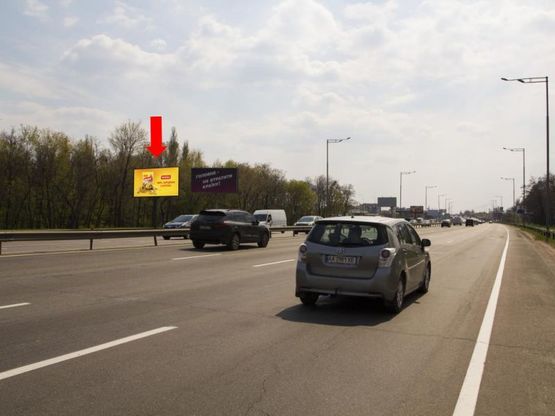 Фото рекламної площини за адресою Столичное шоссе - 800 м. до пр. Науки, из центра