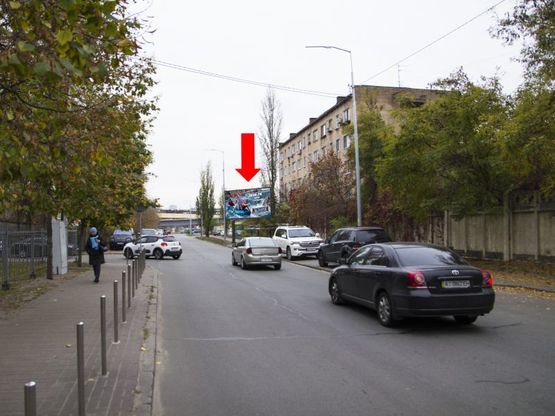 Фото рекламної площини за адресою Электриков ул., 28В, возле спортклуба "5й элемент", 5 канала