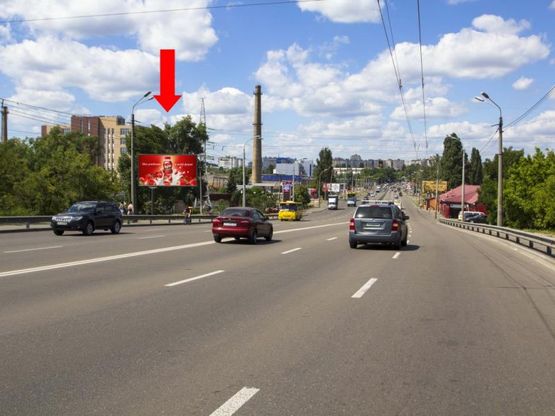 Фото рекламной плоскости по адресу Луговая ул., 16 в сторону ТРЦ "Караван"