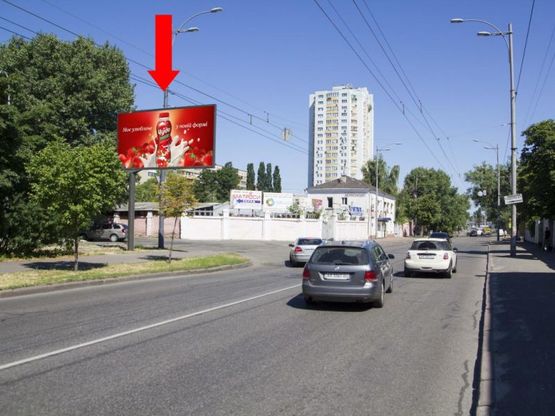 Фото рекламной плоскости по адресу Святошинская ул., 20, в сторону ст.м. "Святошино"