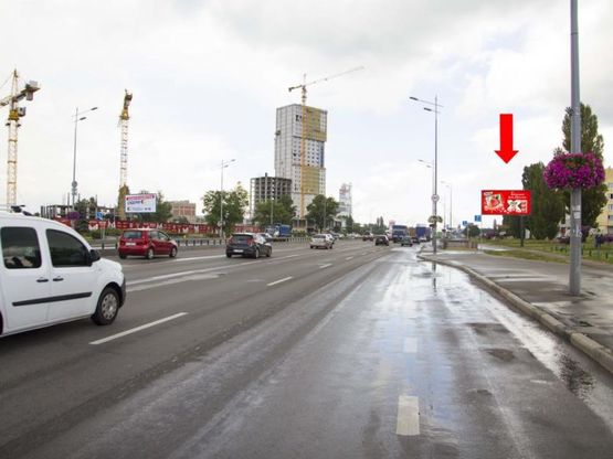 Фото рекламної площини за адресою Бажана пр., 300м. до Харьковской пл., из центра