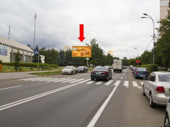 Фото рекламної площини за адресою Жмаченка ул., 7, в сторону Дарницкий бул.