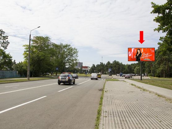 Фото рекламної площини за адресою Жмаченка ул., 9, в сторону сторону Броварского пр.