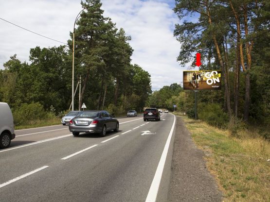 Фото рекламной плоскости по адресу Столичное шоссе, 100 м до Олимпийского мишки, в Киев