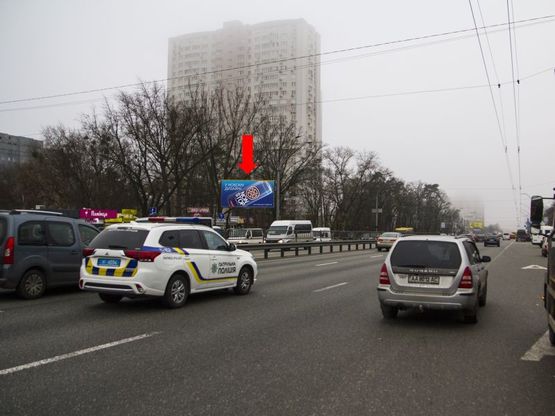 Фото рекламної площини за адресою Победы пр., 121 - ул. Кричевского, ст.м. "Житомирская", из центра