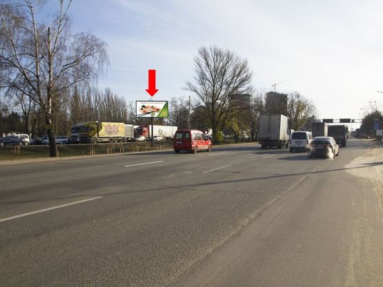 Фото рекламної площини за адресою Кольцевая дорога - ул. Теремковская, разделитель, ТРЦ "Республика", в сторону Одесской пл.