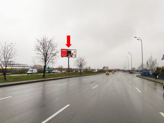 Фото рекламної площини за адресою Григоренко пр. 40, на разделителе, напротив супермаркетов "Эпицентр", "Metro", в сторону ул. Коллекторной
