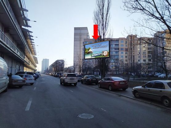 Фото рекламної площини за адресою Оболонский пр., 11, возле ТРЦ "Dream Town", в сторону ст.м. "Оболонь"