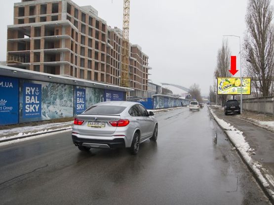 Фото рекламної площини за адресою Электриков ул., 23-Б, возле ЖК "Рыбальский", в сторону спорт.клуба "Пятый элемент"