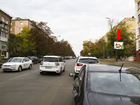 Фото рекламной плоскости по адресу Дегтяревская ул., 4 А, возле ст. м. "Лукьяновская", Лукьяновского рынка, из центра