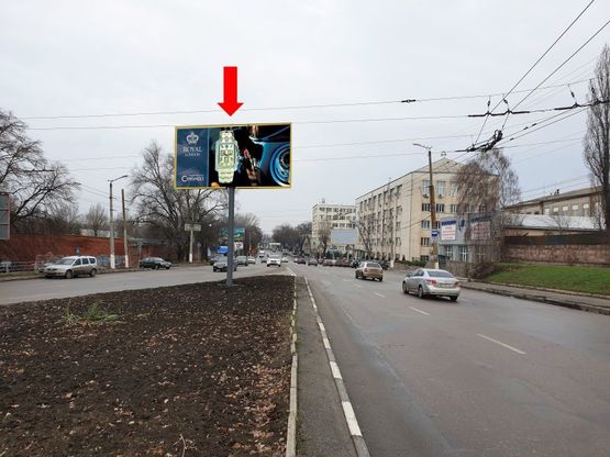 Фото рекламной плоскости по адресу Чикаленко ул. (бывш. Медведева ул.) - Шевченко ул.,  разделитель, Государственный Педагогический Университет