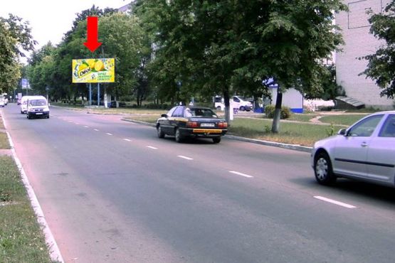 Фото рекламной плоскости по адресу Владимирская ул., 99, возле магазина "Авоська"