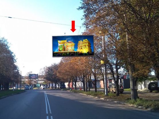 Фото рекламної площини за адресою Московская ул., 8 б, возле автосалона "Автотехспорт"