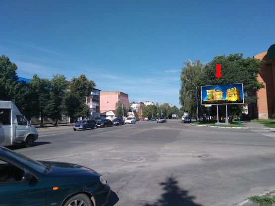 Фото рекламної площини за адресою Советская ул. / ул. Садовая