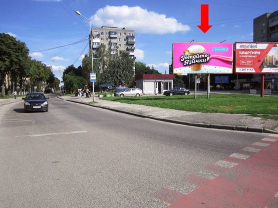 Фото рекламной плоскости по адресу Пасечная ул. / Медовой Пещеры ул., возле магазина "Индиго"