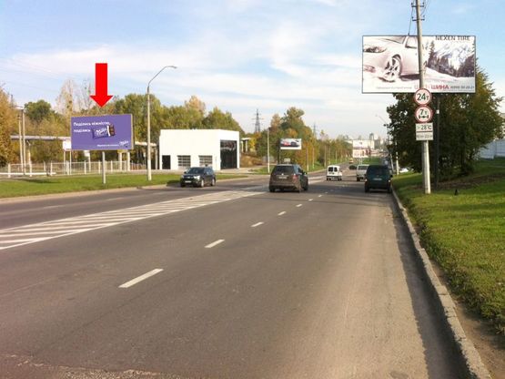 Фото рекламной плоскости по адресу Хуторовка ул. / Научная ул. / Стрыйская ул., возле остановки, в сторону рынка "Шувар"