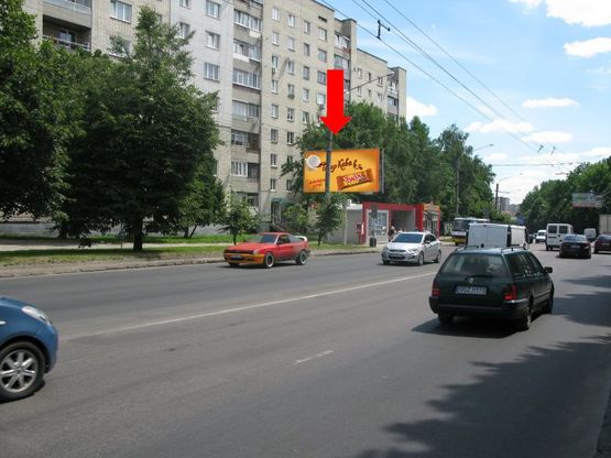 Фото рекламной плоскости по адресу Выговского ул. / Кульчицкой ул., рынок "Южный", остановка