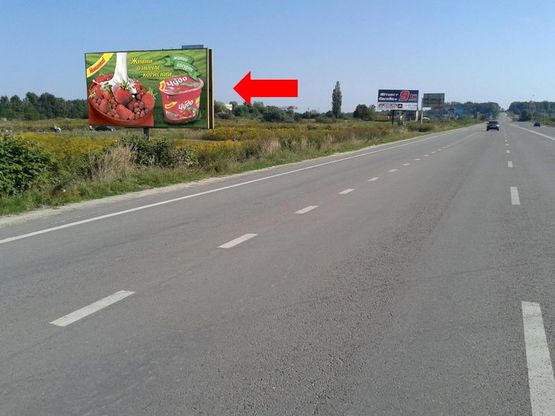 Фото рекламной плоскости по адресу Окружная дорога / Городоцкая ул., возле супермаркетов "METRO", "Эпицентр"