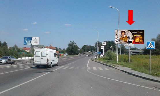 Фото рекламной плоскости по адресу Трасса Львов-Шегини, въезд в город, возле АЗС "Сокар", в сторону супермаркета "METRO", "Эпицентр"