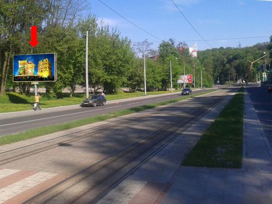 Фото рекламной плоскости по адресу Красной Калины пр., 100м за Листопадной ул., в центр