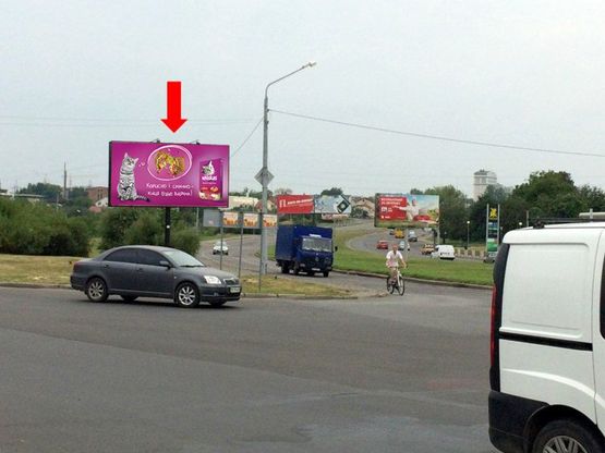 Фото рекламной плоскости по адресу Красной Калины пр. / Чукарина ул., рынок "Шувар", в центр