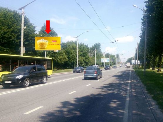 Фото рекламной плоскости по адресу Стрыйская ул., 144, 100м до Научной ул., в центр