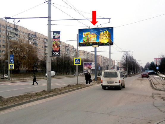 Фото рекламной плоскости по адресу Научная ул., 49, разделитель, возле ПУМБ, супермаркета, в сторону Стрыйской ул.