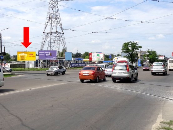 Фото рекламной плоскости по адресу Богоявленский пр. (бывш. Октябрьский пр.) / Кузнецкая ул. (бывш. Скороходова ул.), в сторону Автовокзала