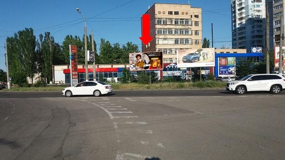 Фото рекламной плоскости по адресу Героев Сталинграда пр. / Ульянова ул., Терновская развилка, в центр