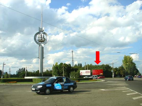 Фото рекламной плоскости по адресу Героев Сталинграда пр. / Ульянова ул., Терновская развилка, из центра