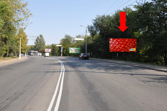 Фото рекламной плоскости по адресу Героев Сталинграда пр., парк Победы, возле АЗС "Amic", супермаркетов "Амстор", "Praktiker", из центра