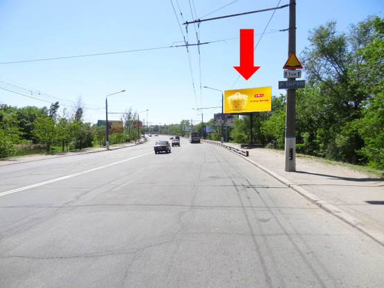 Фото рекламной плоскости по адресу Героев Сталинграда пр. / Пушкинская ул., въезд на мост, в центр