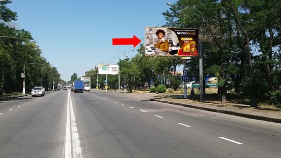 Фото рекламной плоскости по адресу Героев Сталинграда пр., 9Д, возле супермаркета "Metro", АЗС "Formula", из центра