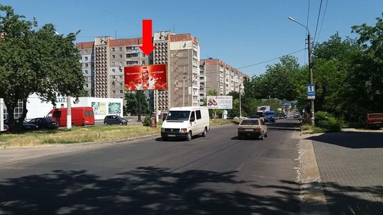 Фото рекламной плоскости по адресу Херсонское шоссе, 34, возле супермаркета "Экомаркет", из центра