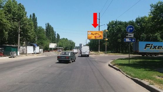 Фото рекламної площини за адресою Космонавтов ул. / Турбинная ул., из центра