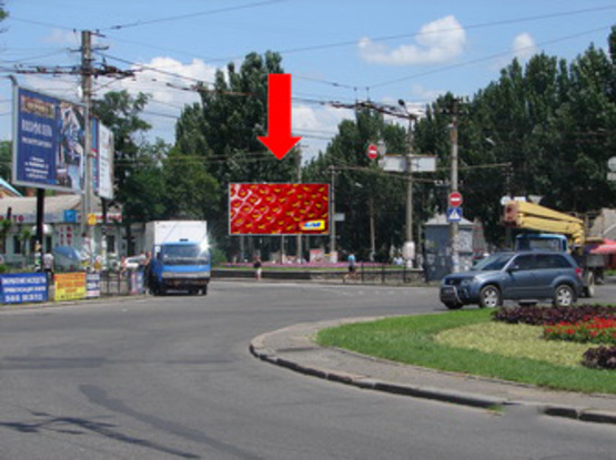 Фото рекламной плоскости по адресу Пушкинская ул. / Наваринская ул. / Центральный пр. (бывш. Ленина пр.), Пушкинское кольцо