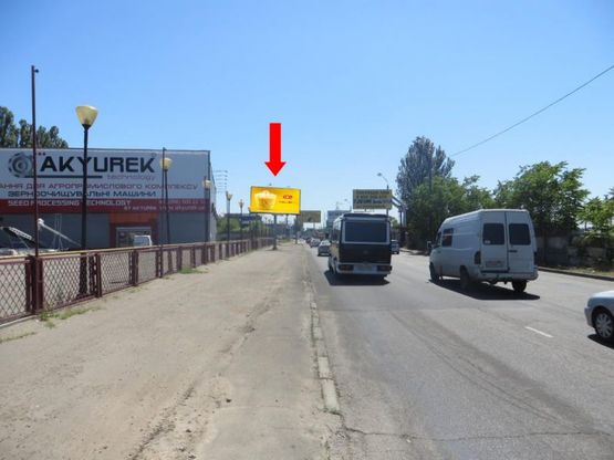 Фото рекламної площини за адресою Головатого ул., 159, возле супермаркета "Фокстрот"