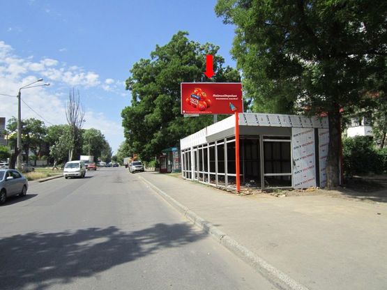 Фото рекламной плоскости по адресу Бугаевская ул., 48, верхний, в сторону супермаркета "Идеал"