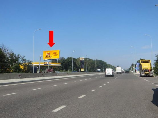 Фото рекламной плоскости по адресу Киевское шоссе (бывш. Ленинградское шоссе) / Новомосковская дорога, 9/4, из центра