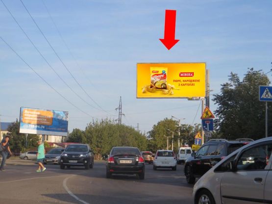 Фото рекламной плоскости по адресу Толбухина ул. / Люстдорфская дорога, 27/44, возле супермаркета "Мегадом"