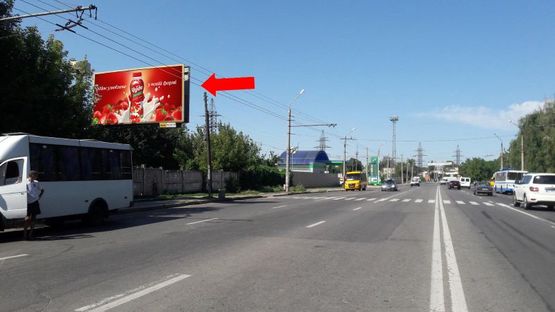 Фото рекламной плоскости по адресу Зиньковская ул., возле остановки "Институт связи"