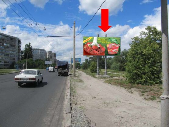 Фото рекламної площини за адресою Героев Крут ул. (бывш. Черепина ул.) / Сирко ул. (бывш. Кортченко ул.), 2, возле супермаркета "Экомаркет"