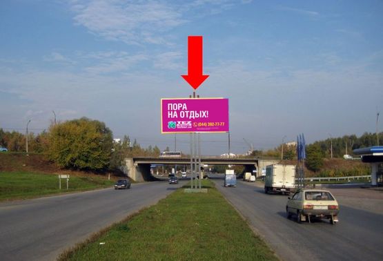 Фото рекламной плоскости по адресу Будного ул. / Микулинецкая ул., возле АЗС "Укр-Петроль", разделитель