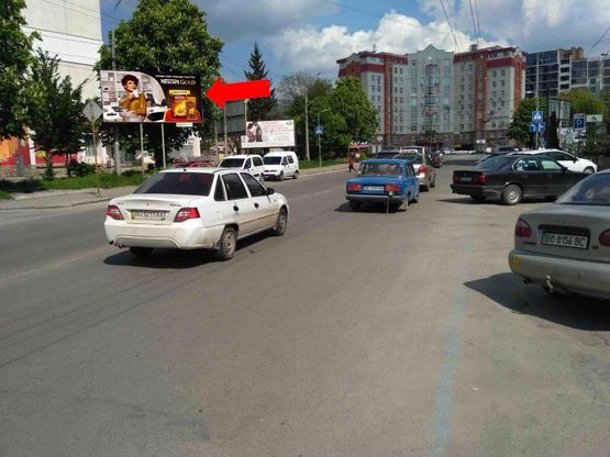 Фото рекламной плоскости по адресу Живова ул. / Микулинецкая ул., кольцо