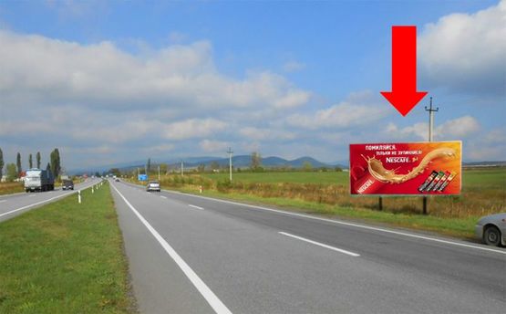 Фото рекламной плоскости по адресу Трасса Киев - Чоп, с. Среднее, в сторону города Ужгород, возле радиоцентра