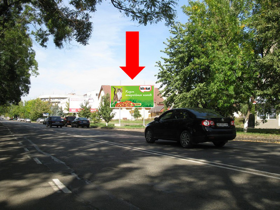 Фото рекламной плоскости по адресу Собранецкая ул., возле магазина "Ера", в сторону аэропорта