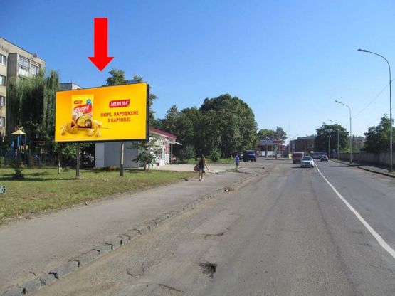 Фото рекламной плоскости по адресу Шумная ул., в сторону завода “Гелиос”